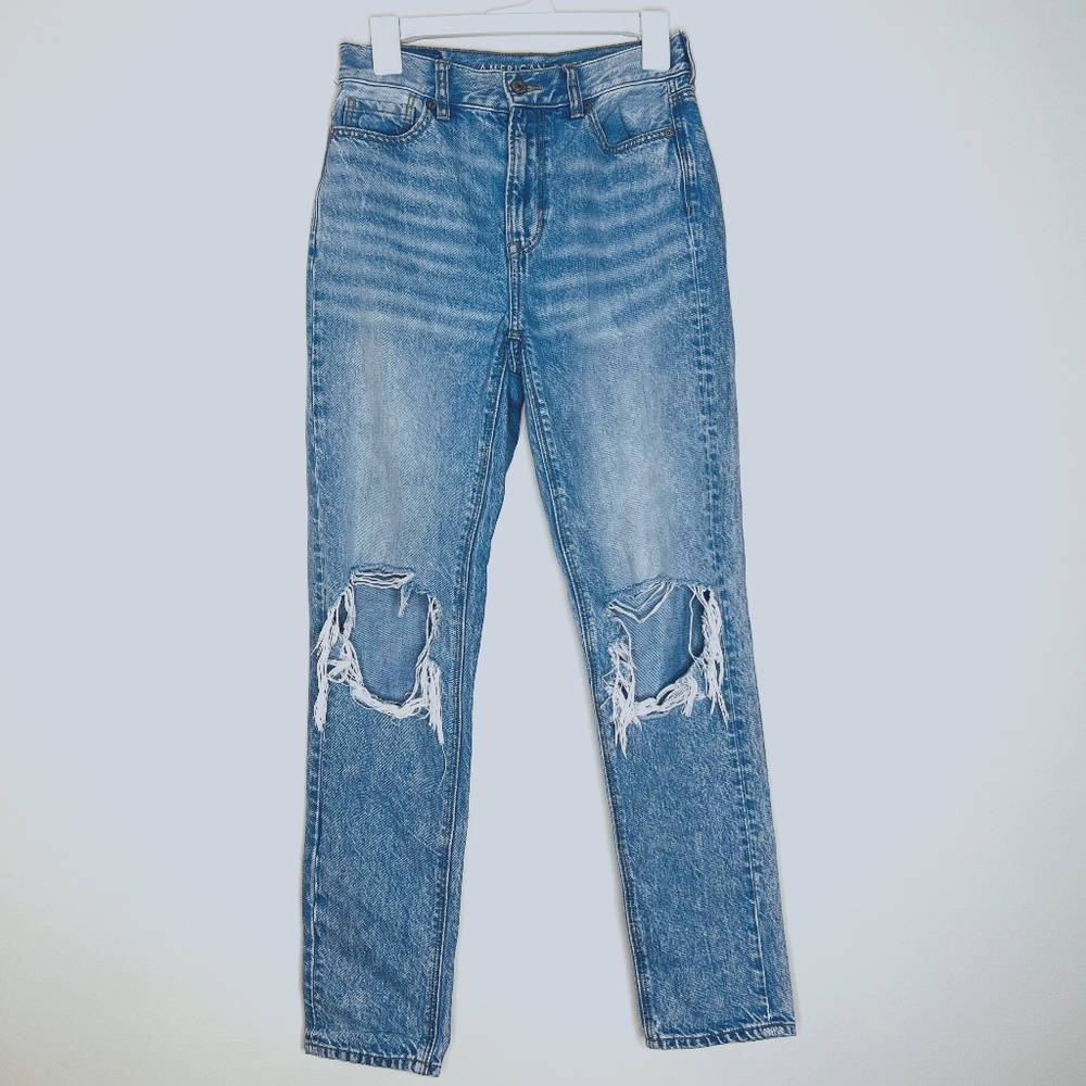 American Eagle Mom Jeans Ripped 0 Regular Length